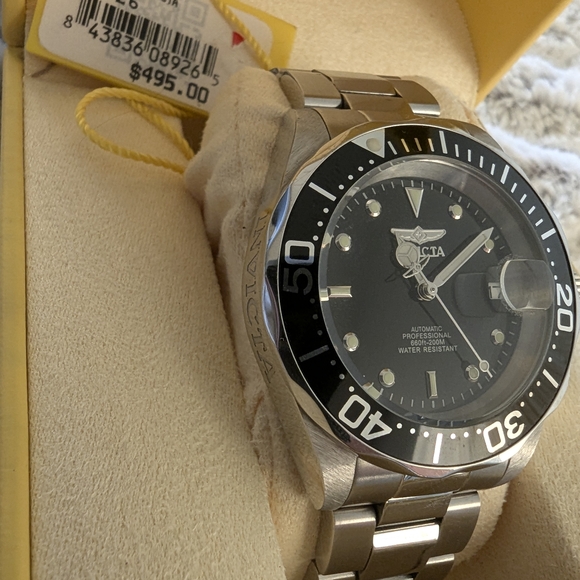Invicta Silver and Black Men's Watch - Picture 1 of 12
